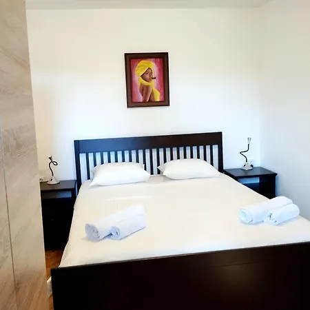 House Pinus Pinea Tatil Evi *