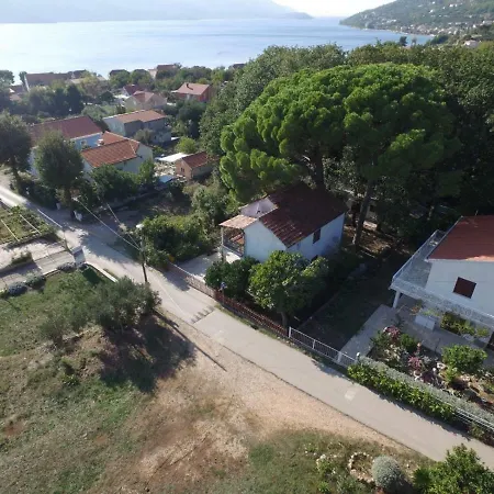 House Pinus Pinea * Вигань