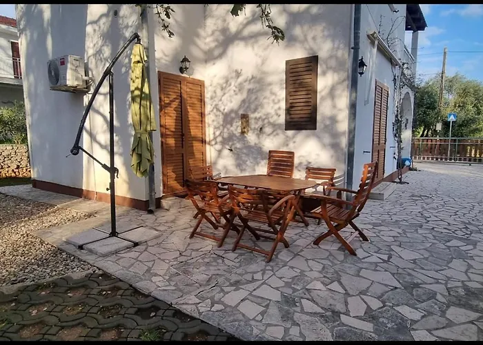 House Pinus Pinea Дом отдыха Вигань