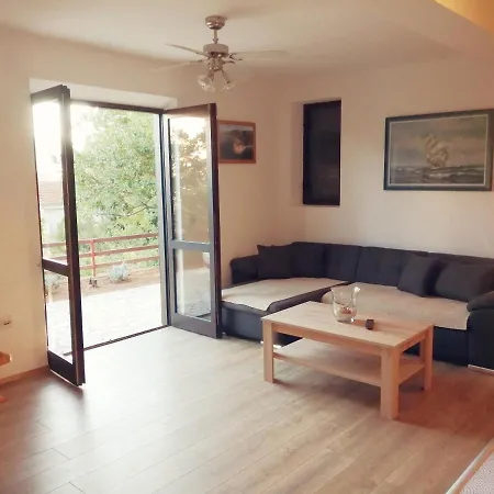 Nyaraló House Pinus Pinea *